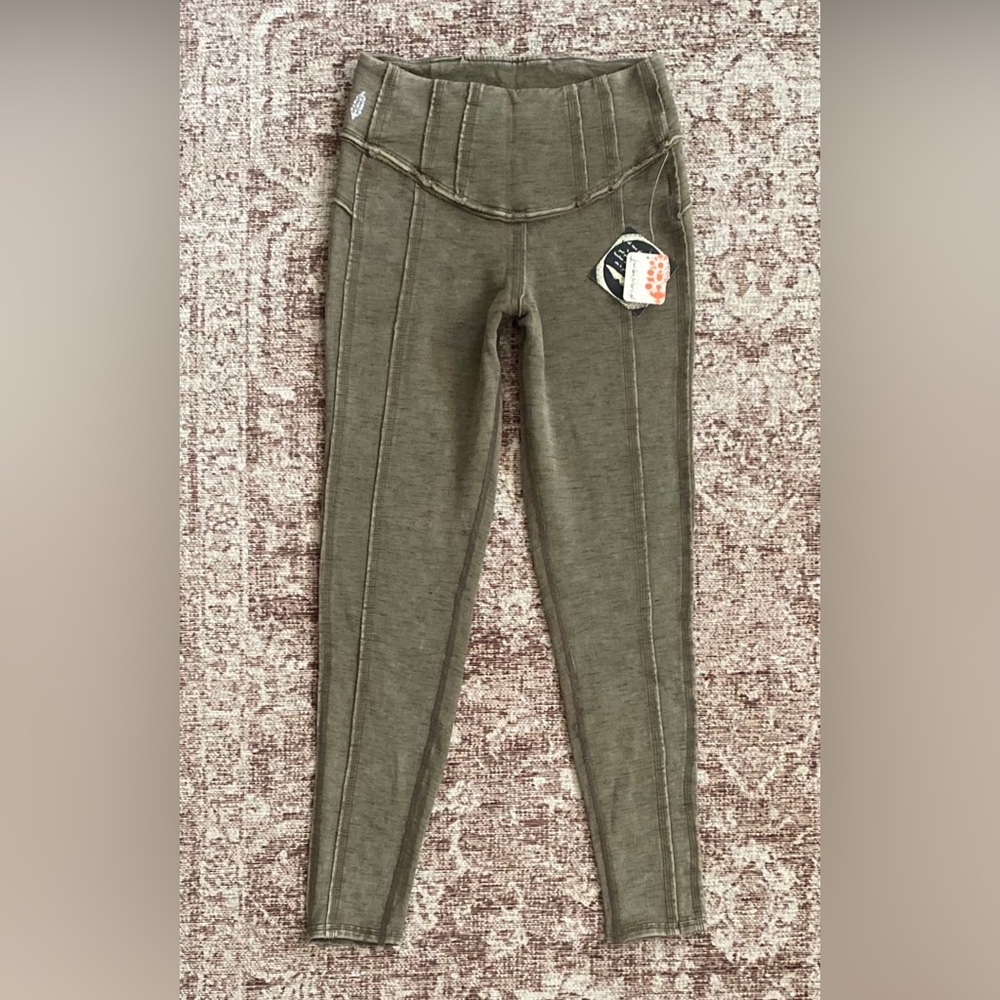 NWT Free People Movement Soft Ridged Brown Leggings Size Small